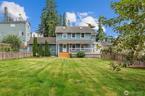 14014 Ash Way, Lynnwood, WA, 98087-2021 | Card Image