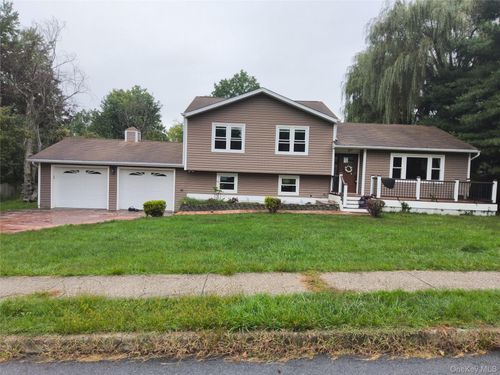 70 Barnes Road, Blooming Grove, NY, 10992 | Card Image