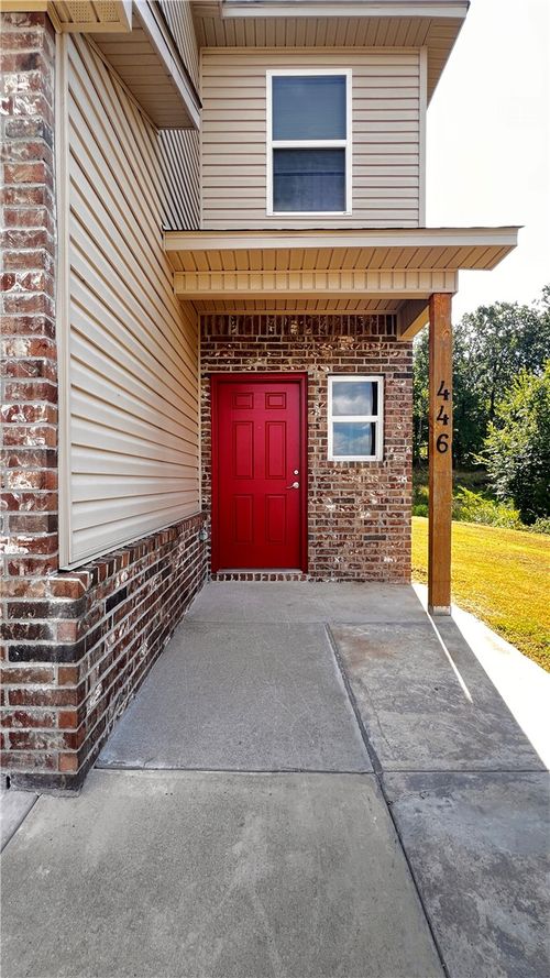 446 Cooper St, Huntsville, AR, 72740-3012 | Card Image