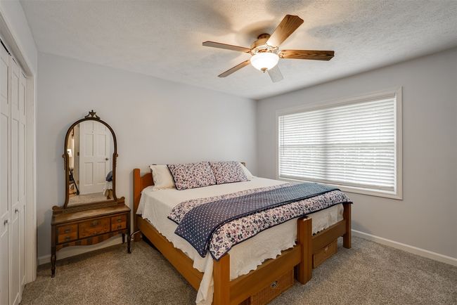 307 Blue Jay Dr, House other with 4 bedrooms, 4 bathrooms and 2 parking in Le Roy IL | Image 23