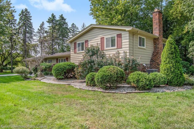 7374 Woodridge Rd, House other with 4 bedrooms, 2 bathrooms and null parking in West Bloomfield MI | Image 23
