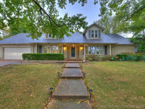2620 E 73rd St, Tulsa, OK, 74136-5551 | Card Image