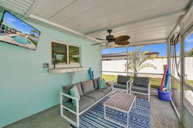 571 Se 14 Th St, House other with 3 bedrooms, 2 bathrooms and null parking in Pompano Beach FL | Image 9
