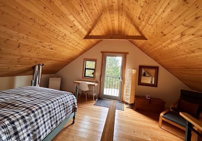 390 Juniper Lane, House other with 1 bedrooms, 1 bathrooms and 1 parking in Galiano Island BC | Image 16