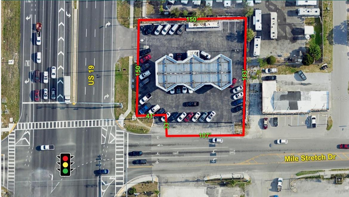 2008 Us Highway 19, Holiday, FL 34691