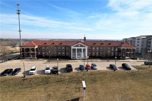 ste-267-3500 N Village Dr, Saint Joseph, MO, 64506-4979 | Card Image
