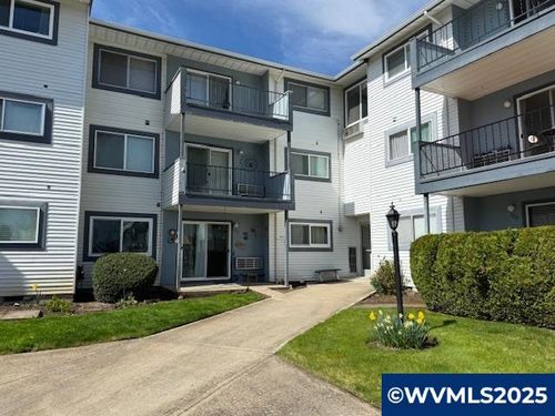 950 Evergreen Rd, Woodburn, OR, 97071-2912 | Card Image