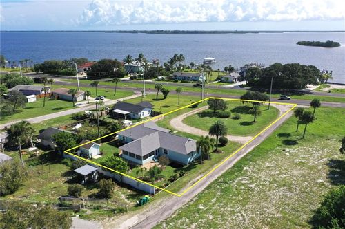 9050 Us Highway 1, Micco, FL, 32976 | Card Image