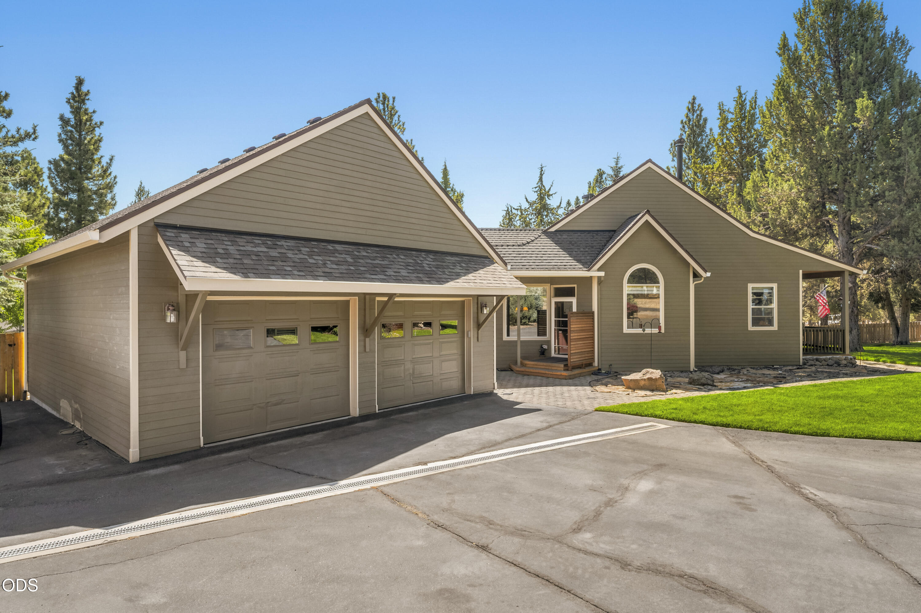 Residential in Sisters 4