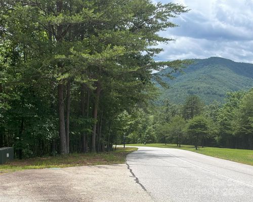 59-00 E Deep Gap Farm Rd, Mill Spring, NC, 28756 | Card Image
