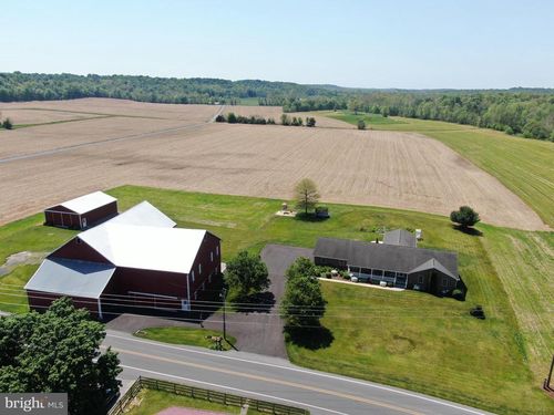 109.20+/- ACRE FARM AT 3420 Leafmore Road, CHAMBERSBURG, PA, 17202 | Card Image