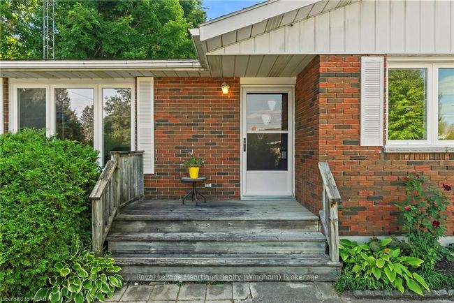 2022 Nelson St N, House other with 3 bedrooms, 1 bathrooms and 3 parking in Gorrie ON | Image 12