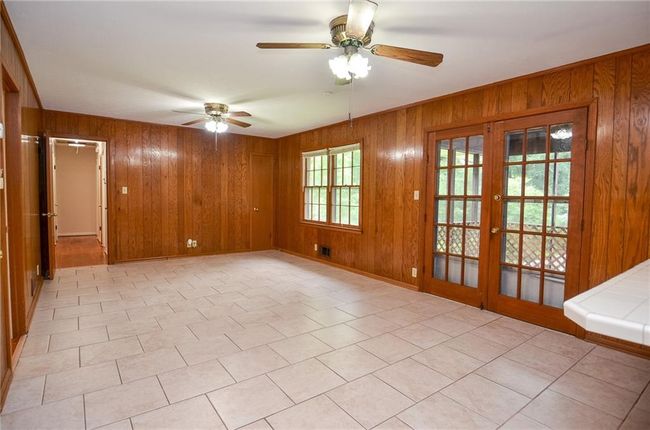 879 Old Tucker Rd, House other with 3 bedrooms, 2 bathrooms and 2 parking in Stone Mountain GA | Image 13