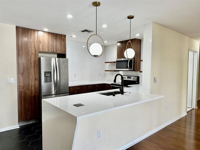 APT-3103 - 520 Se 5 Th Ave, Condo with 2 bedrooms, 2 bathrooms and null parking in Fort Lauderdale FL | Image 4