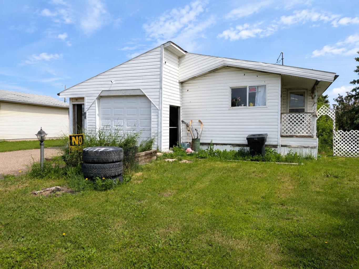 Residential in Rycroft