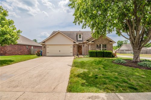 3009 Sw Waterleaf Ave, Bentonville, AR, 72713-7980 | Card Image