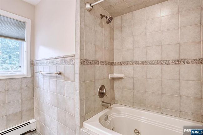 380 Hillside Ave, House other with 4 bedrooms, 4 bathrooms and null parking in Allendale NJ | Image 27
