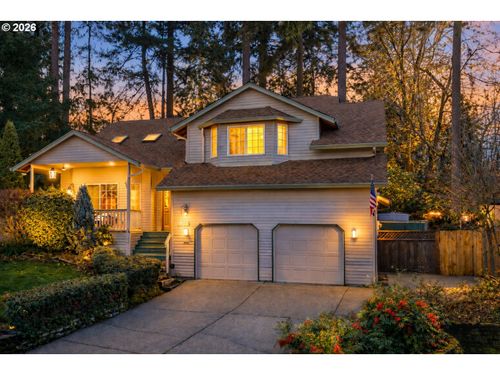 2319 Ne 152nd Cir, Vancouver, WA, 98686-2103 | Card Image