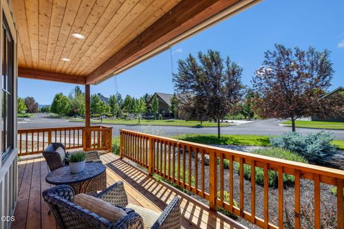 446 S Cottonwood St, Sisters, OR, 97759-2737 | Card Image