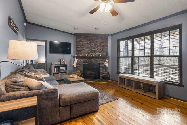 334 Fox Den Rd, House other with 3 bedrooms, 2 bathrooms and null parking in Mars Hill NC | Image 5