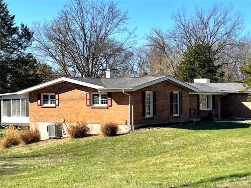 22 Coachman Ln, Villa Ridge, MO, 63089-1901 | Card Image