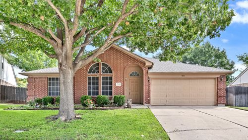 7636 Brittany Pl, Fort Worth, TX, 76137-1075 | Card Image