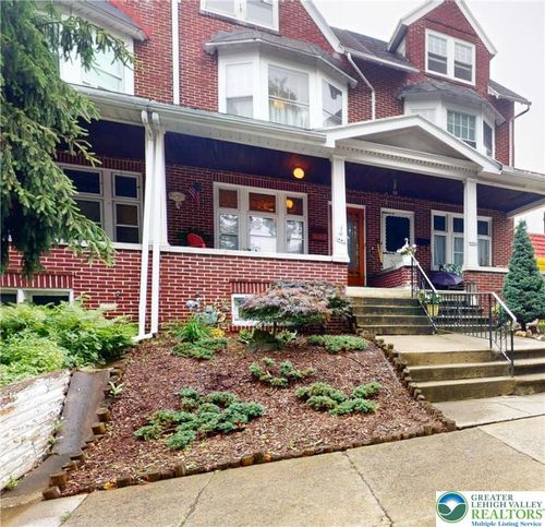 1446 Chew St, Allentown, PA, 18102-3659 | Card Image