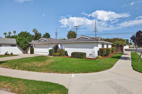 1911 Bernadette St, Oxnard, CA, 93030-3101 | Card Image