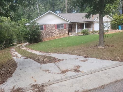 2721 Brackenwood Dr, Snellville, GA, 30039-6166 | Card Image