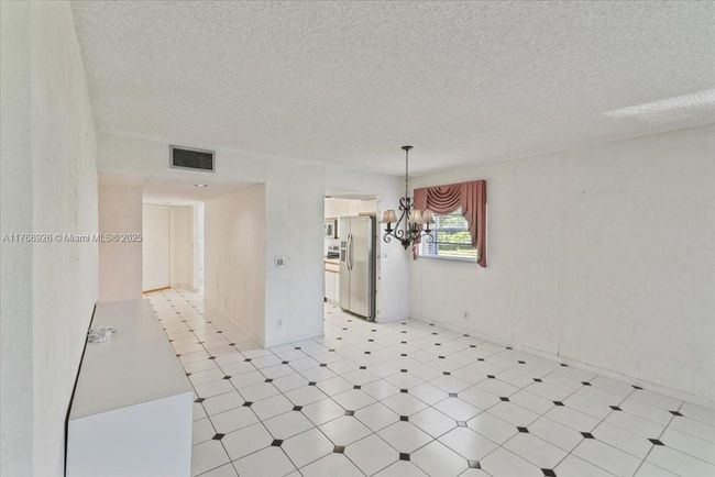 APT-101F - 12701 Sw 13 Th St, Condo with 2 bedrooms, 2 bathrooms and null parking in Pembroke Pines FL | Image 11