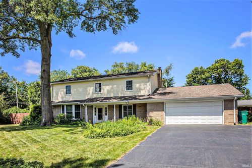 54665 Windingbrook Dr, Mishawaka, IN, 46545-1545 | Card Image