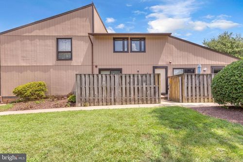 536 West Ct, GLEN BURNIE, MD, 21061-4778 | Card Image