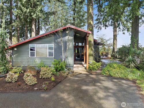 36602 224th Ave Se, Enumclaw, WA, 98022-8818 | Card Image