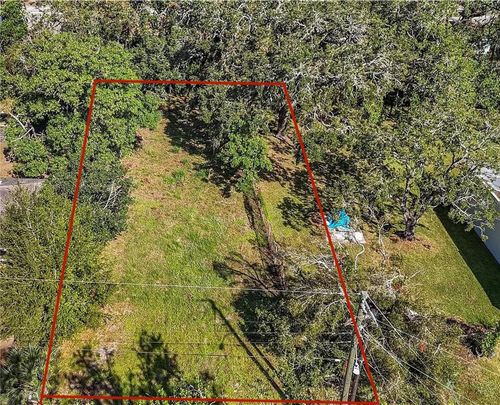 1029 8th Ave E, Bradenton, FL, 34208-2133 | Card Image