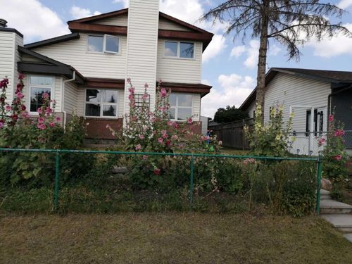 22 Whitman Close Ne, Calgary, AB, Y1Y4H4 | Card Image