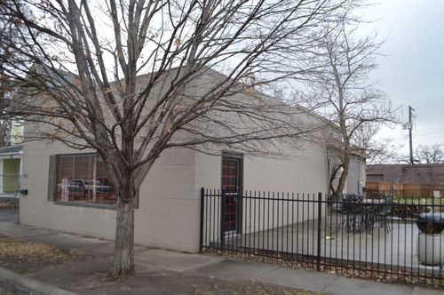 233 N Mathewson Ave, Wichita, KS, 67214-4040 | Card Image