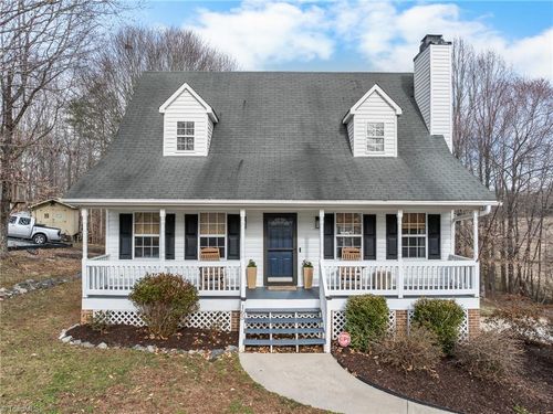 165 Crossfield Ct, Lexington, NC, 27295-9203 | Card Image