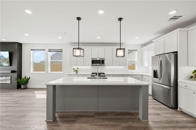 28706 Wildflower Ter, House other with 3 bedrooms, 3 bathrooms and 3 parking in Castaic CA | Image 10
