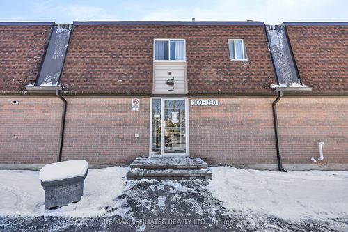 67-392 Garden Glen Pvt, Nepean, ON, K2G1E4 | Card Image