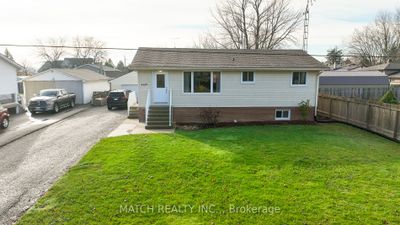 4539 Shamrock St, House other with 2 bedrooms, 1 bathrooms and 4 parking in Oil City ON | Image 1