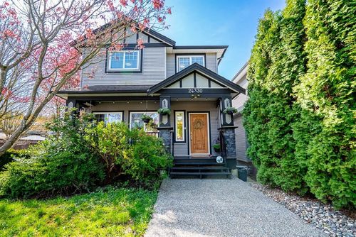 24330 102 Ave, Maple Ridge, BC, V2W1J1 | Card Image