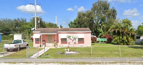 1881 Nw 157th St, Miami Gardens, FL, 33054-2121 | Card Image