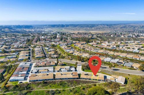 unit-32-3875 Vista Campana S, Oceanside, CA, 92057-8153 | Card Image