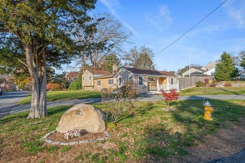 32 Fairview Ave, Scituate, MA, 02066-3311 | Card Image