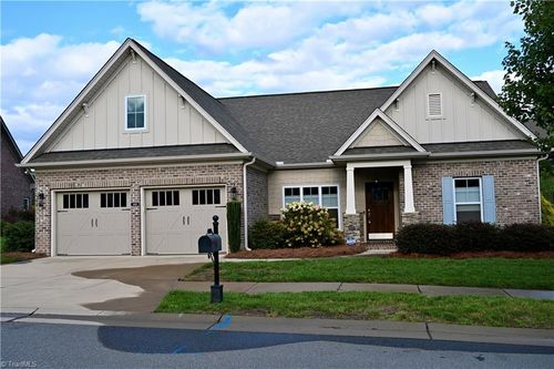 5435 Fern Bank Cir, Winston Salem, NC, 27106-9814 | Card Image