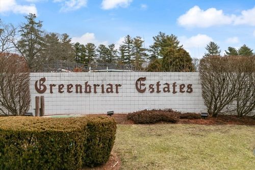 205-2 Greenbriar Dr, North Reading, MA, 01864-3128 | Card Image