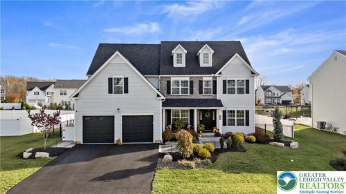 155 Barrall St, Tatamy Boro, PA, 18045-7823 | Card Image