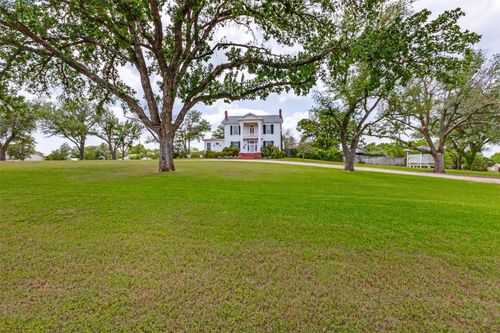 515 S Lamar St, Eastland, TX, 76448-3713 | Card Image