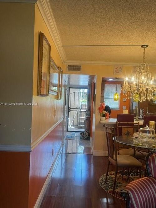 39-862 Ne 209th St, Miami, FL, 33179-1272 | Card Image