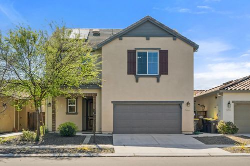2432 Middlebury Dr, Lathrop, CA, 95330-8457 | Card Image